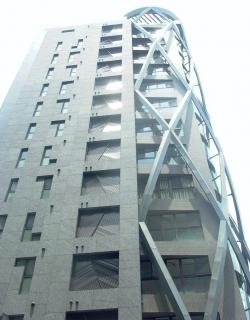 L1000492