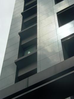L1000547